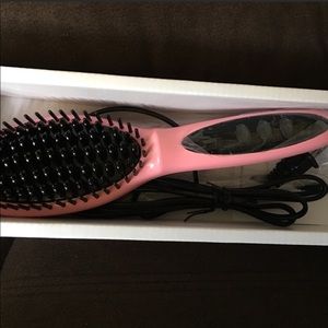 Hair straightener hot brush